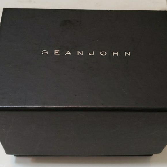 SOLD.   Sean John Watch Set - Picture 3 of 3